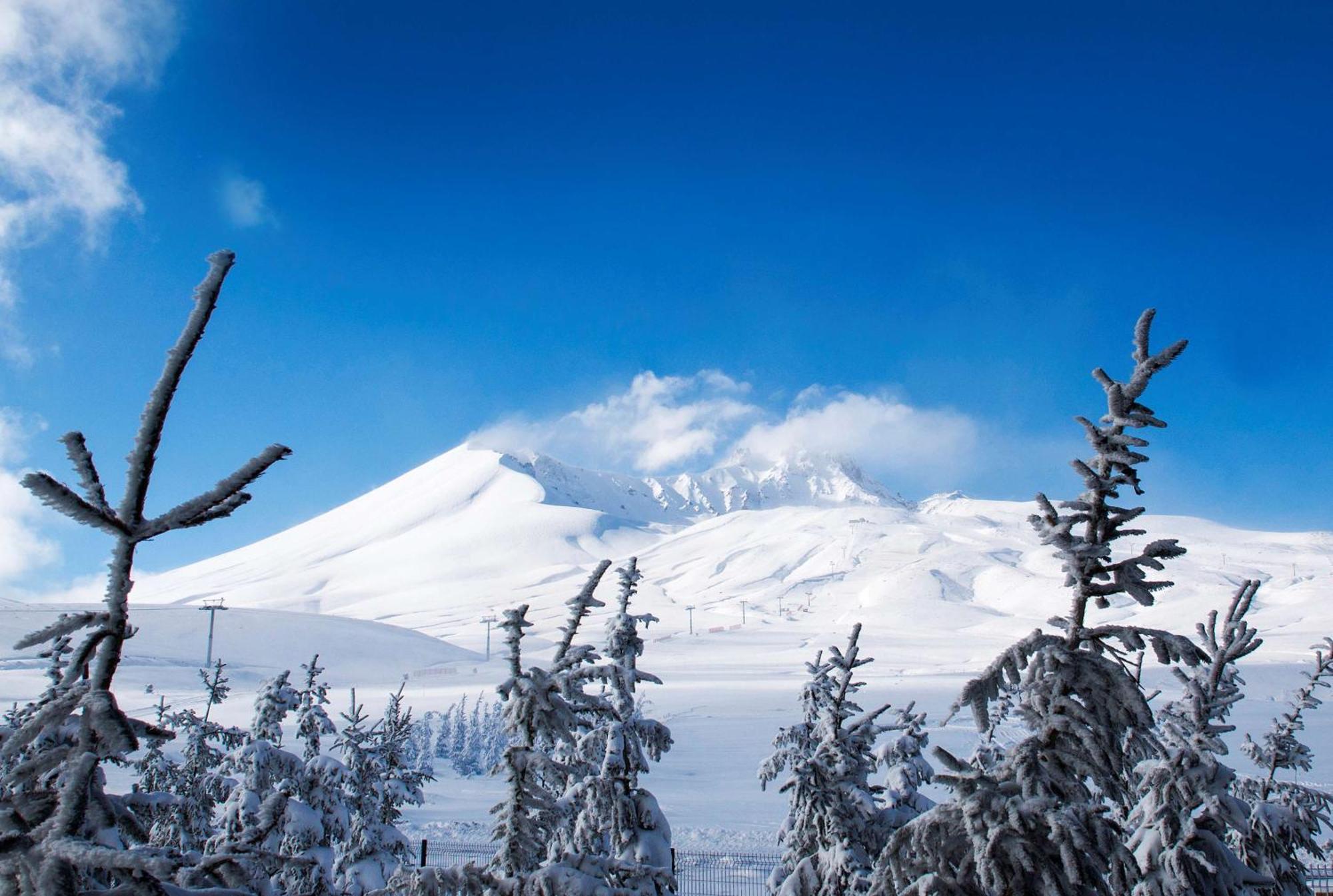 Radisson Blu Hotel, Mount Erciyes 外观 照片